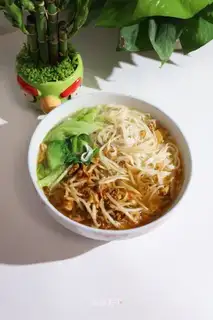 Frozen sprouts of mushrooms
