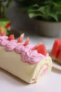 Watermelon cake rolls