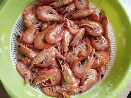 Boiled shrimp
