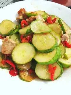 cucumber chops