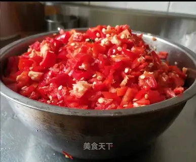 Homemade pepper sauce