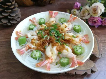 Garlic fan steamed shrimp