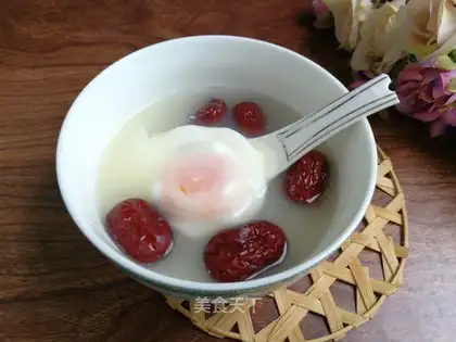 Red-tree egg candy