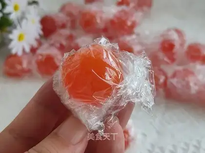How to save the raw salted duck egg yolk