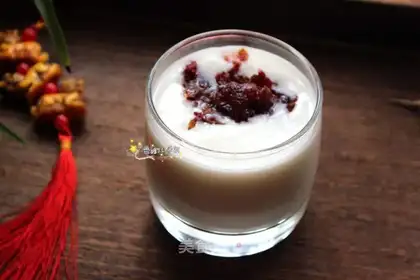 Rose yogurt