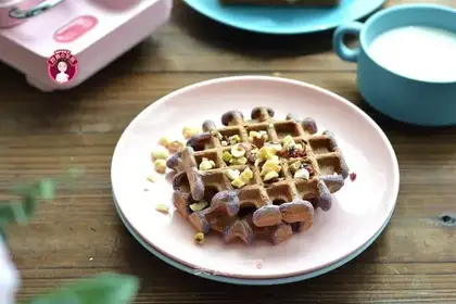 Black Jealous Chestnut Waffles