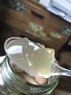 Undersea Queens Pear