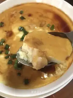 Steaming eggs