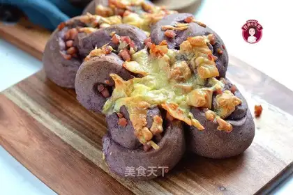 Sausage pickles, cheese, black rice bread