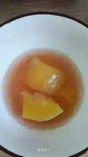 Pumpkin bone soup