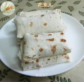 Egg dry cucumber rolls