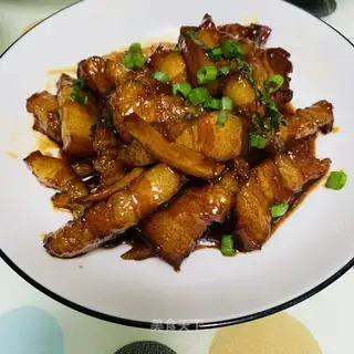 I used to make onions with flowers and sauce