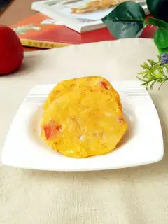 Tomato eggcake