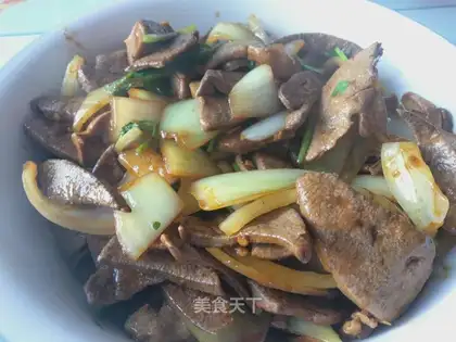Onion fried liver