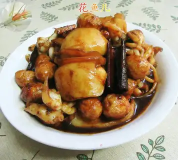 Fried eggs and squid