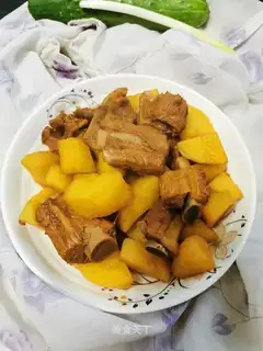 Potato stew ribs