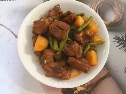 Bean-fruit potato steak