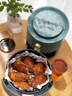 Air frying pan, chili wings