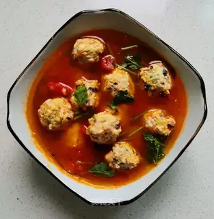 Tomato chicken balls