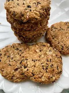 Red sugar oatmeal cookies
