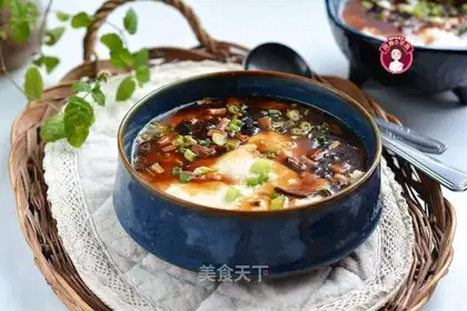 Salted tofu brain and black soy pudding