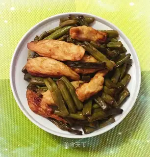 Four seasons of soy-cooked fish