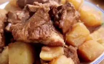 Potato stew ribs