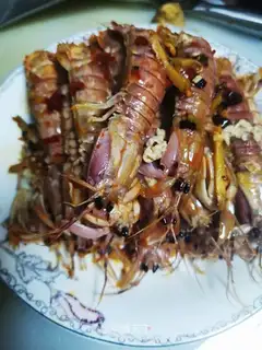 Spicy leather shrimp