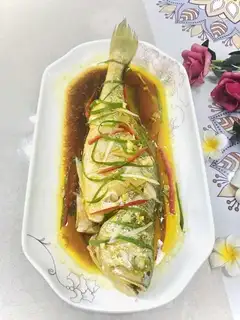 Fresh yellow fish