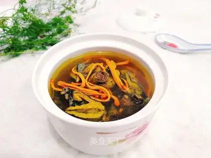 Roast chicken soup