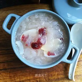 Cranberry lilies