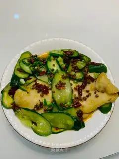 Spicy cucumber fish