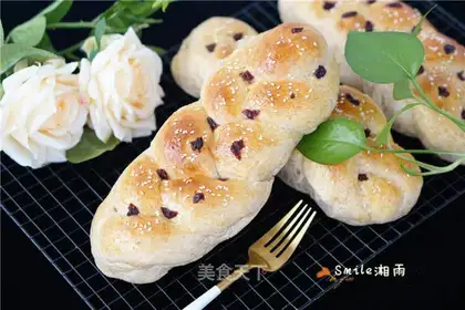 All yogurt braid bread