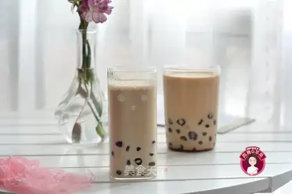 Red sugar pearl tea