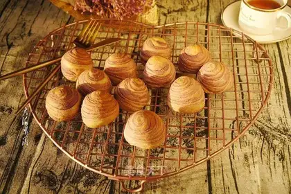 The potato coconut mooncake
