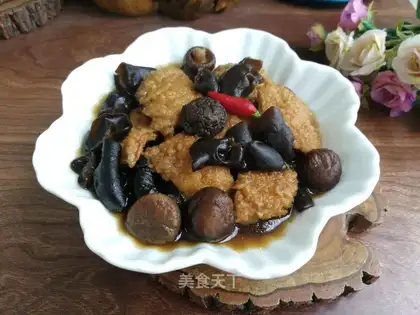 The mushroom-mushum-cooked steak