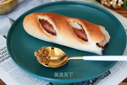 French mustard seed sausage bread