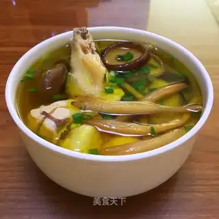 Frozen mushroom chicken soup