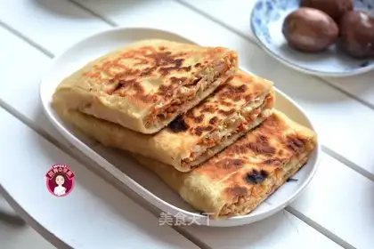 Three-storey breakfast cakes