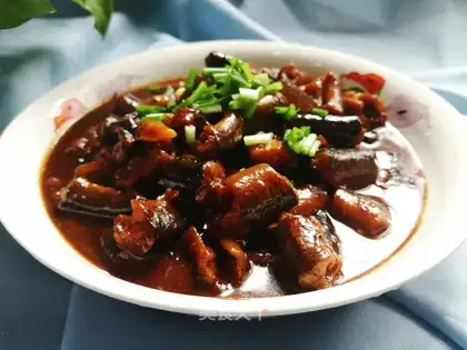 Red-burned mackerel