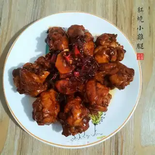 Red-burned chicken legs