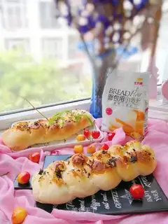 Lavender bread