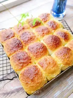 Coconut bread