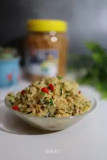 Chicken omelet fried rice