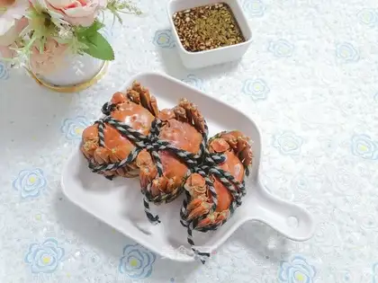 Steam crabs