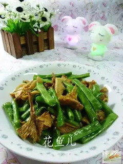 Chicken-breeding beans