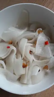 Sour chili