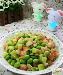 Watermelon peeled with beans