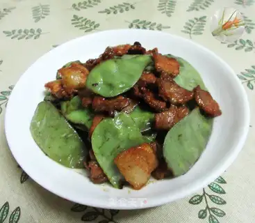 The lentils are fried