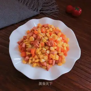 Corn pellets of ham